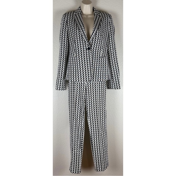Akris Punto Black & White Soundboard Pattern Jacket and Frankie Pants Suit Sz  4 - Picture 1 of 16